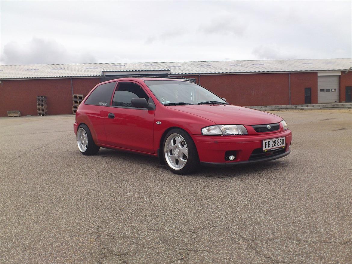 Mazda 323 pba  solgt billede 8