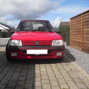 Peugeot 205 CTI