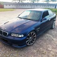 BMW E36 328 Coupé 