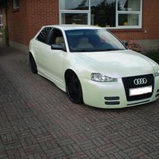 Audi A3 1.8T (SOLGT)