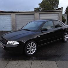Audi A4 1,6 Limosine SOLGT