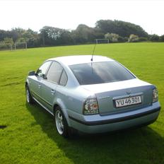VW Passat 3B 1,6 limo solgt