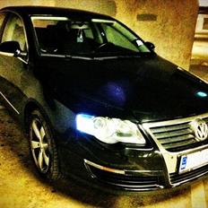 VW Passat FSI