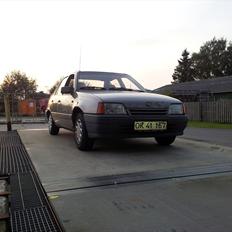 Opel Kadett E Sedan