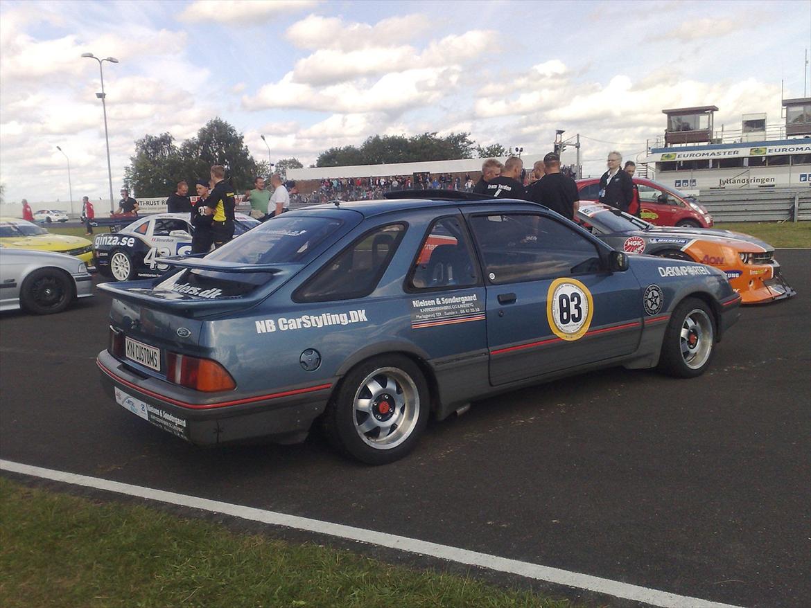 Ford Sierra Xr4i - Drift spec. - EN tur til Jyllandsringen, med Jan Magnussen i baggrunden! billede 13