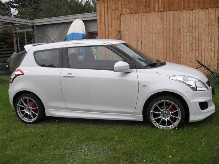 Suzuki swift GL 3 dørs billede 9