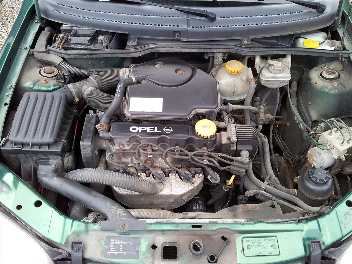 Opel Corsa B 1,4 Swing 5 dørs SOLGT billede 14