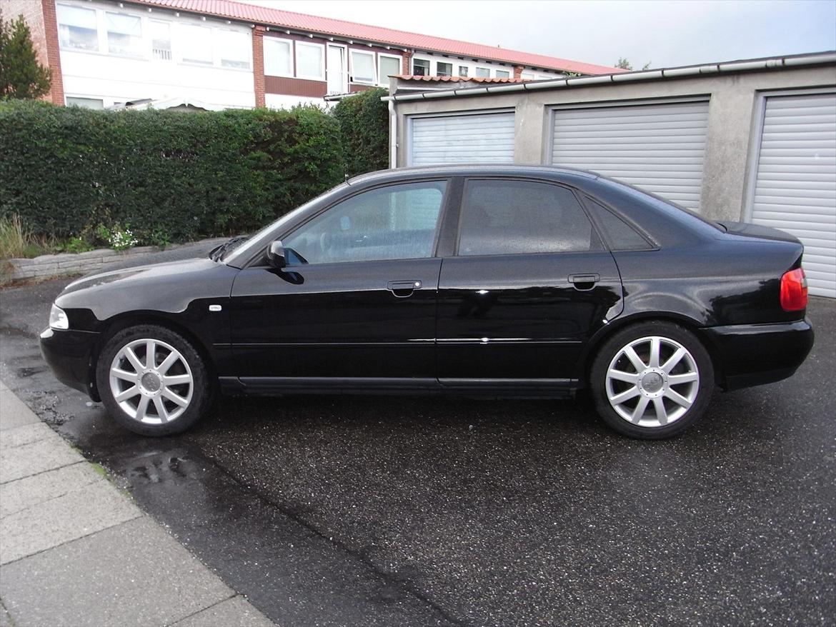Audi A4 1,6 Limosine SOLGT billede 9