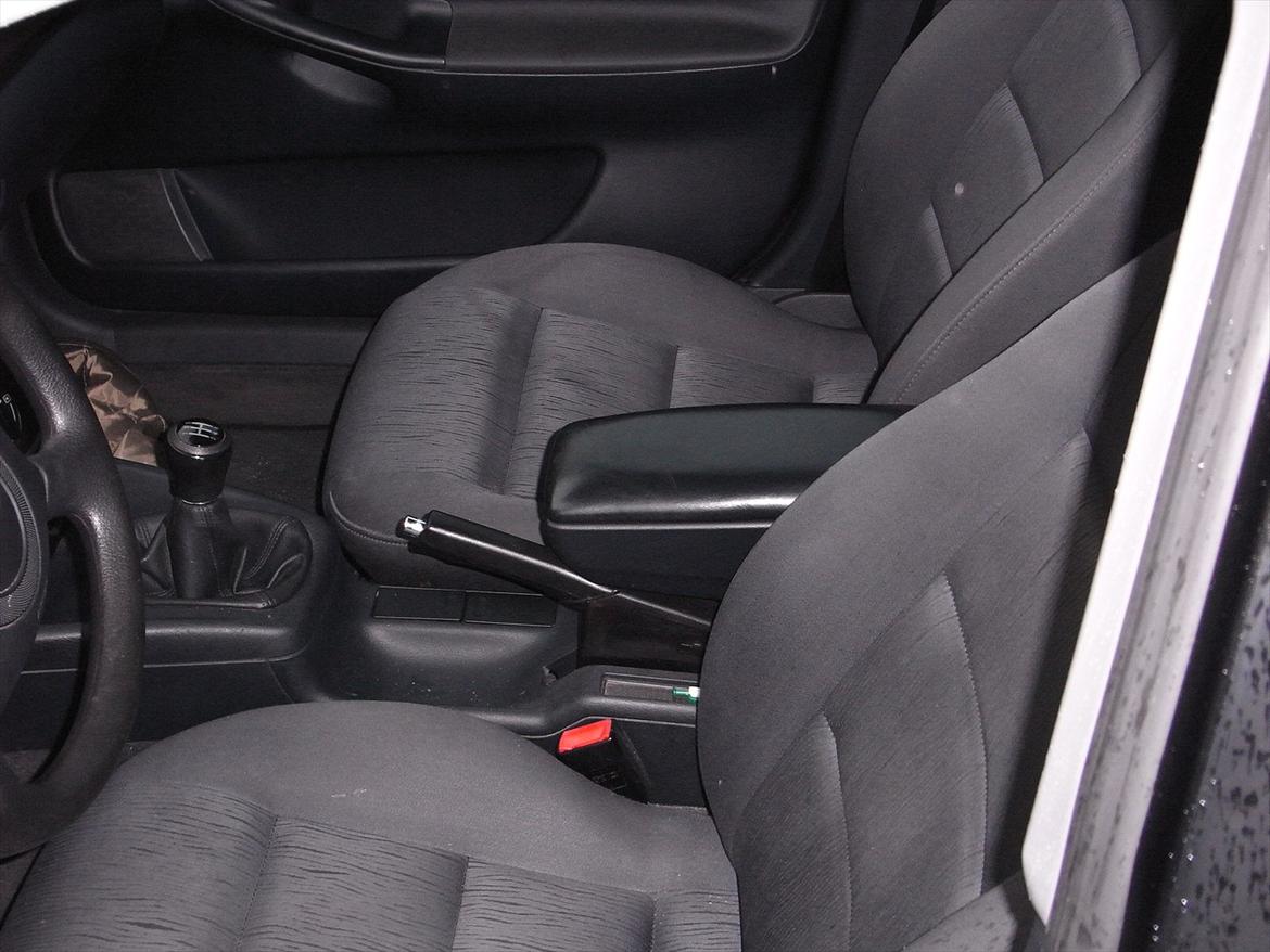 Audi A4 1,6 Limosine SOLGT billede 13