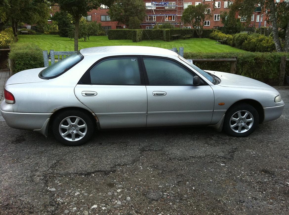 Mazda 626, 1.8i GLX (Totaltskadet) billede 16