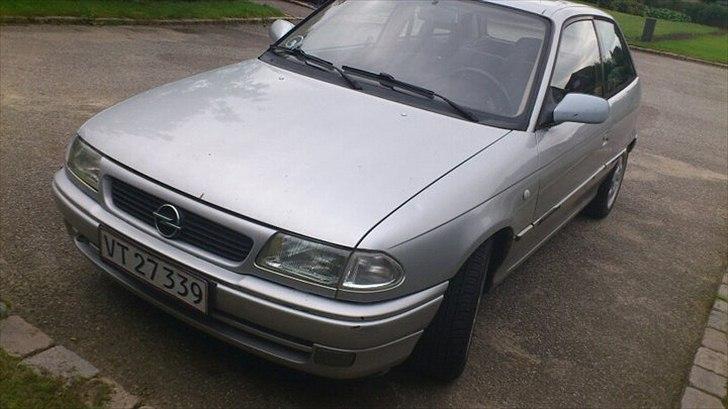 Opel astra sport 16v billede 1