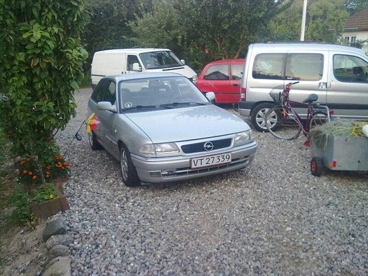 Opel astra sport 16v billede 9