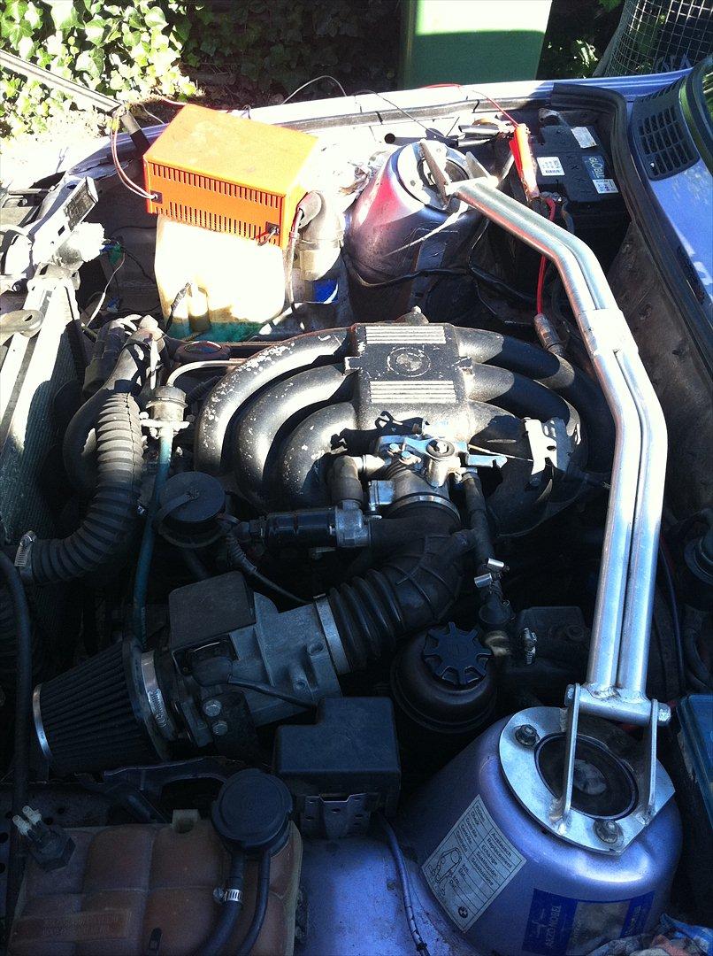 BMW e30 320i/325i M-Tech 2 (Solgt) billede 11