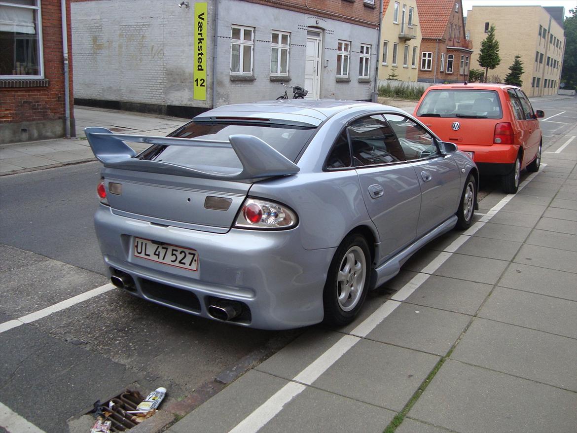 Mazda 323F BA 1,8L billede 3