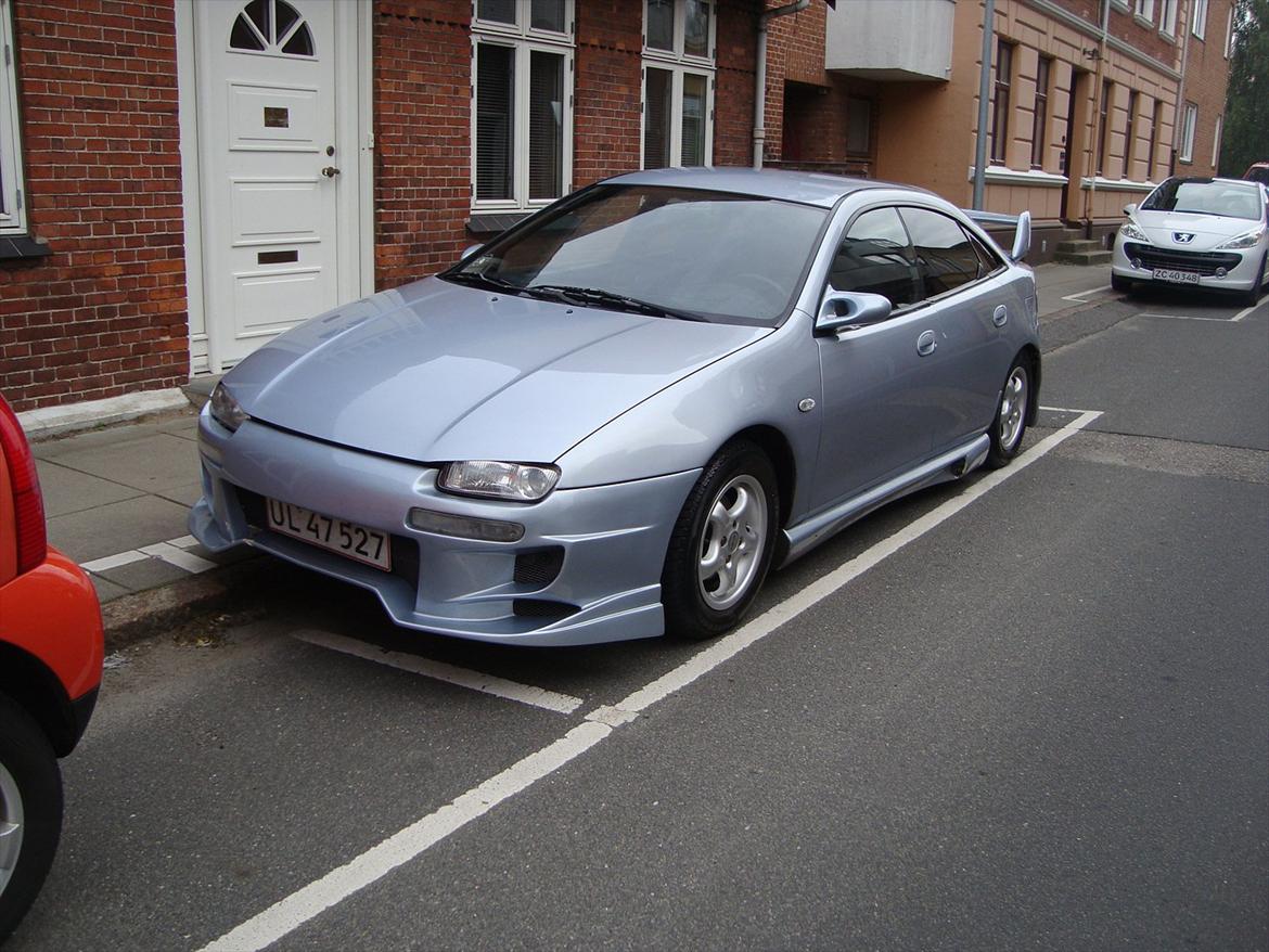 Mazda 323F BA 1,8L billede 5