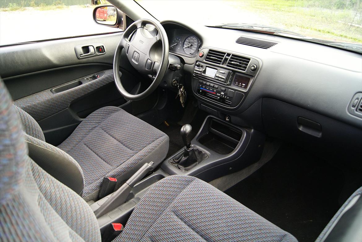 Honda Civic 1,4is ( Totalt skadet)  billede 6