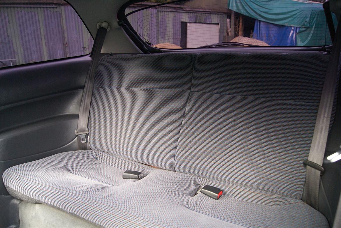 Honda Civic 1,4is ( Totalt skadet)  billede 9