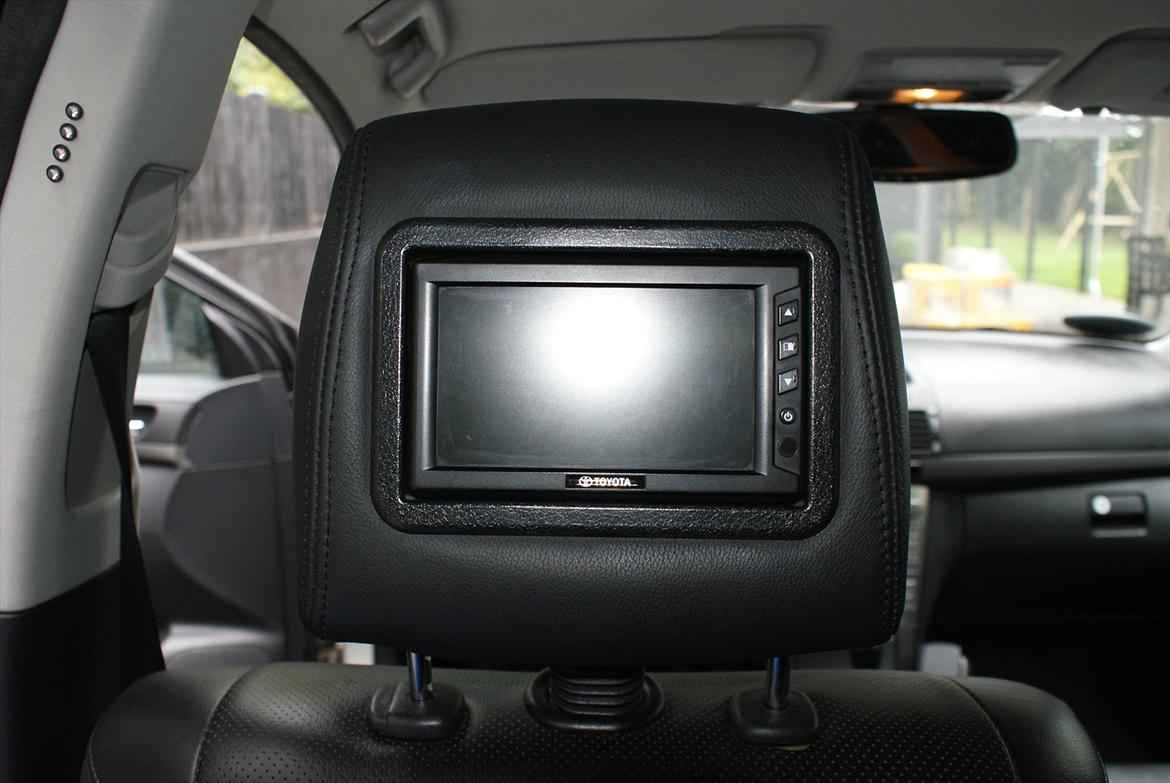 Toyota Avensis 2,4 Executive Aut. st.car billede 11