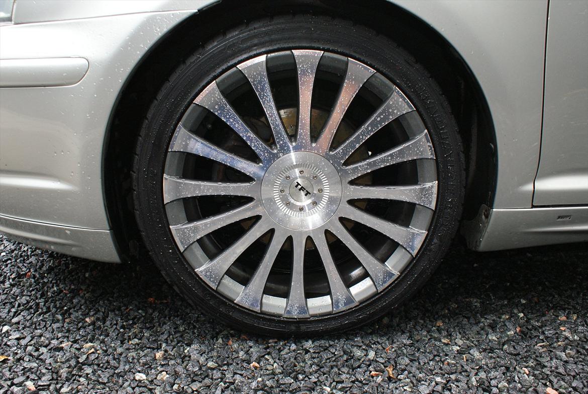 Toyota Avensis 2,4 Executive Aut. st.car billede 8