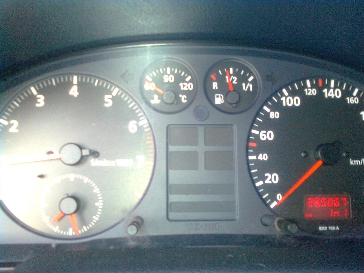 Audi A4 1.8 T (Solgt) billede 8