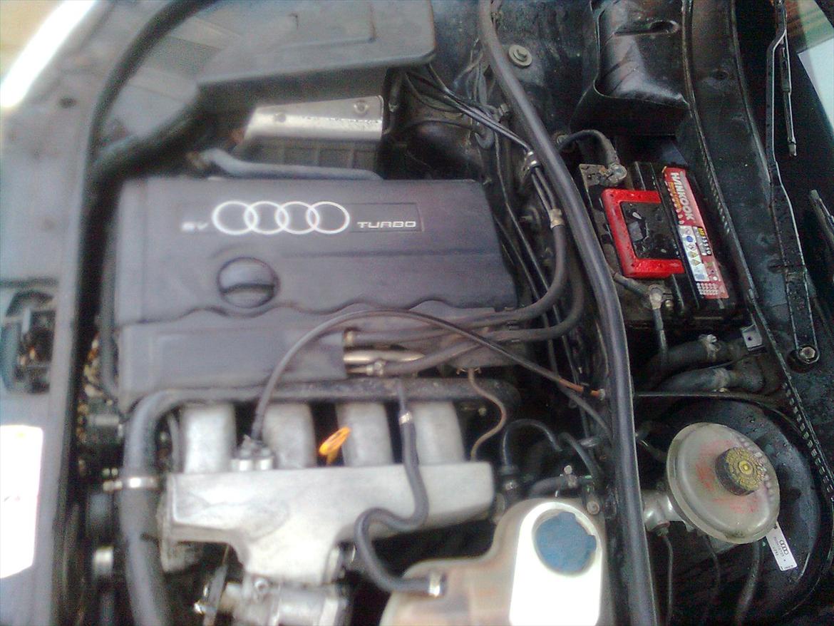 Audi A4 1.8 T (Solgt) billede 9