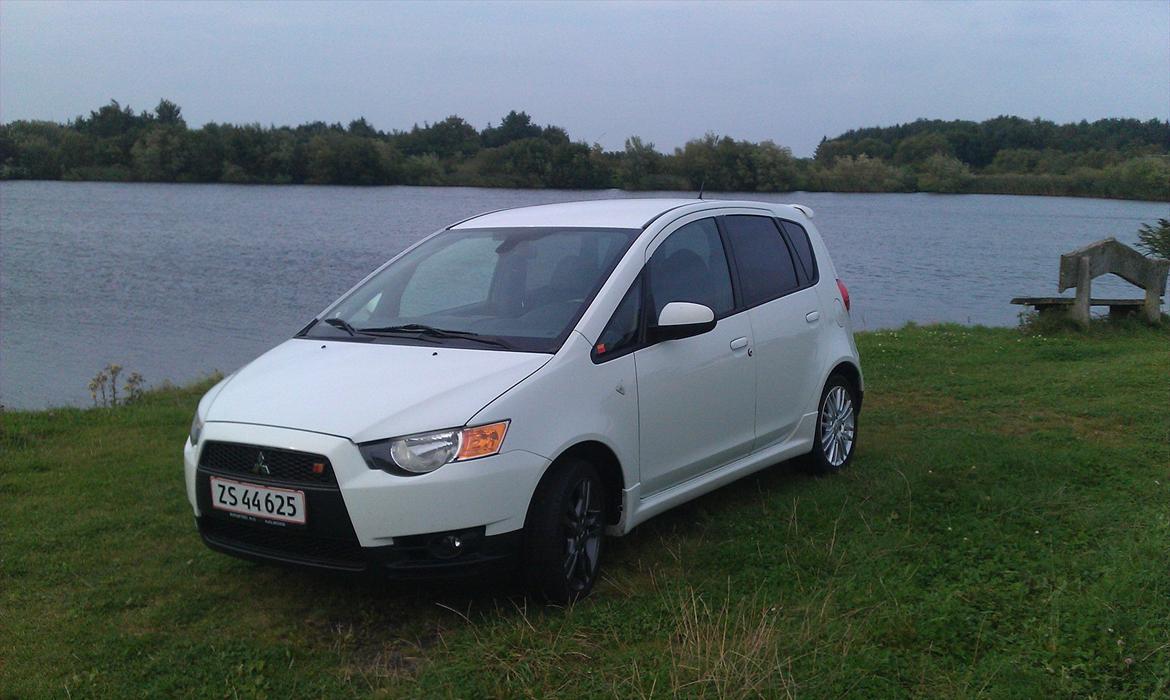 Mitsubishi Colt 1.5t ralliart ***SOLGT*** billede 1