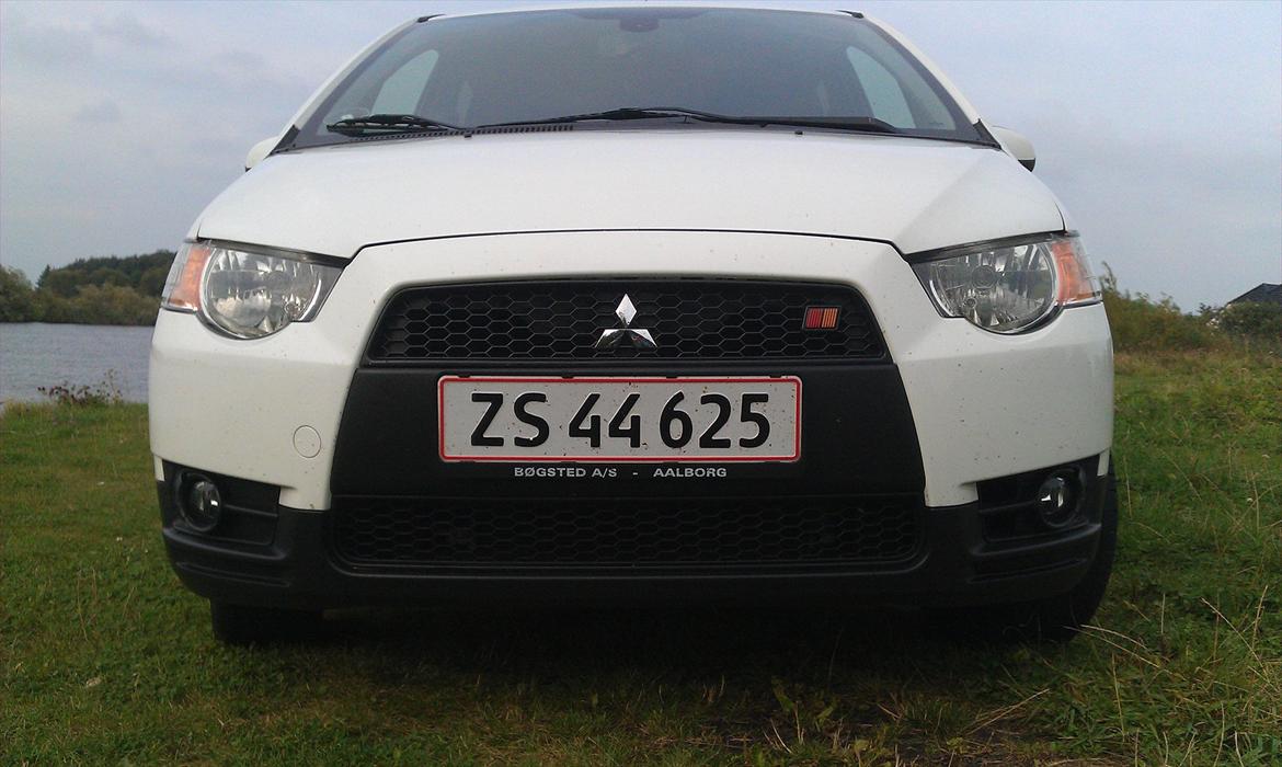 Mitsubishi Colt 1.5t ralliart ***SOLGT*** billede 2