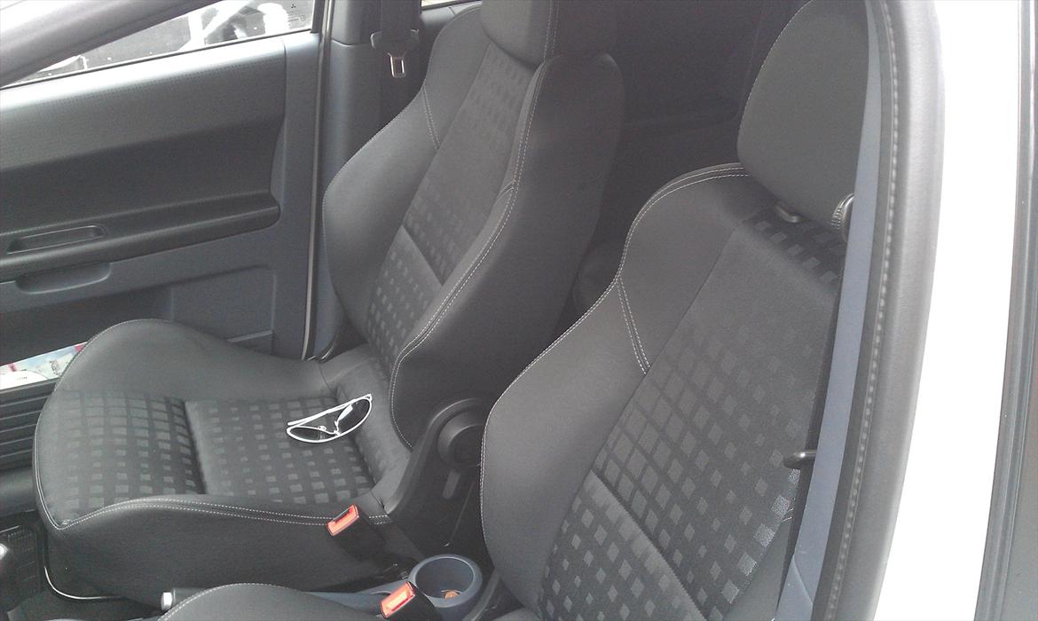 Mitsubishi Colt 1.5t ralliart ***SOLGT*** billede 6