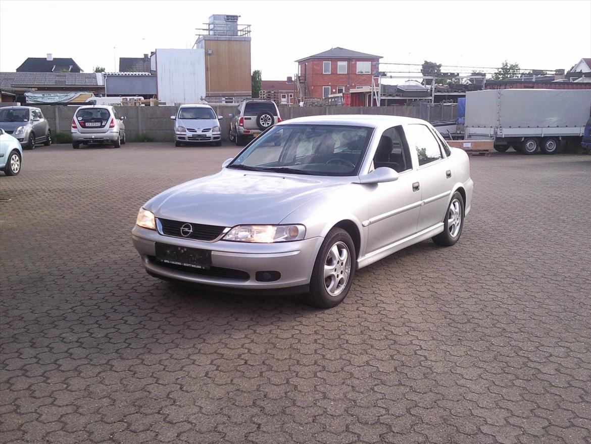 Opel Vectra B - Da jeg lige havde fået den. billede 14