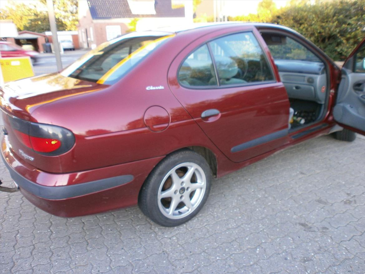 Renault megane solgt billede 7