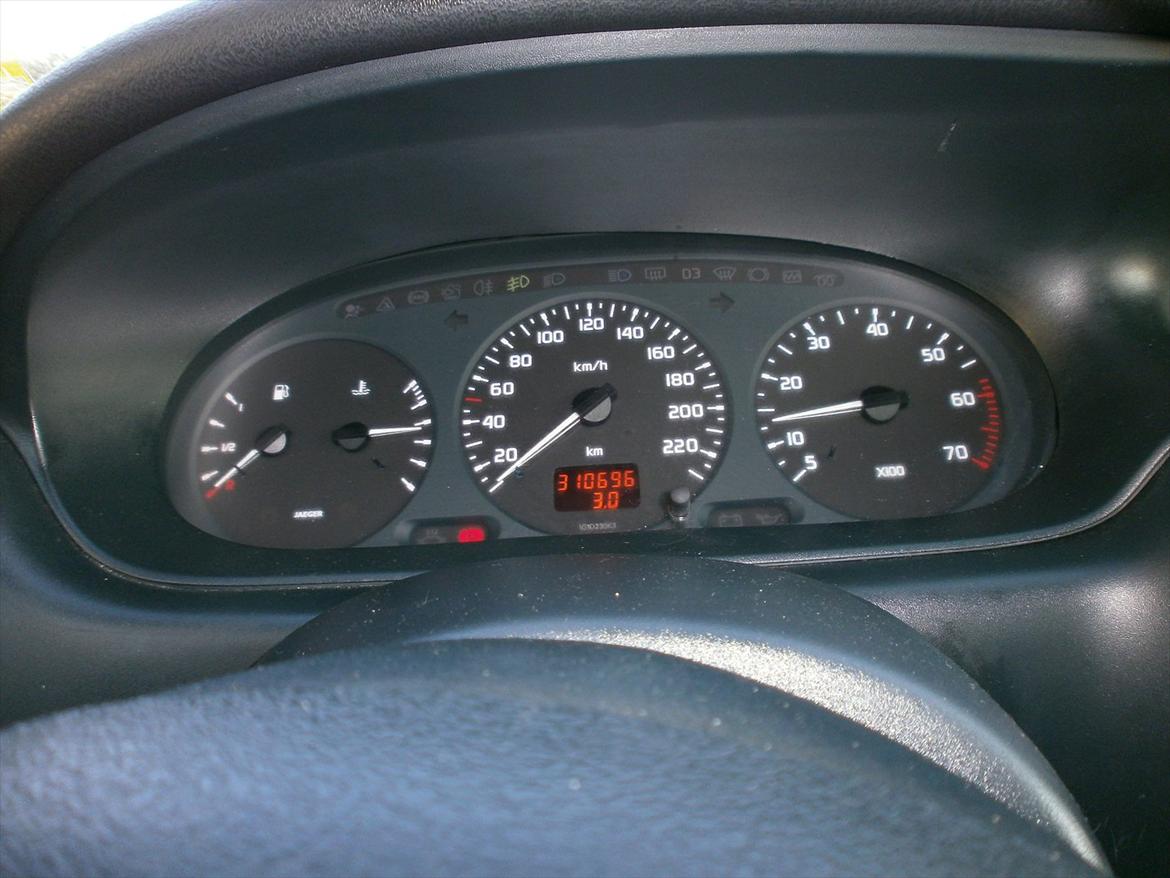 Renault megane solgt billede 12