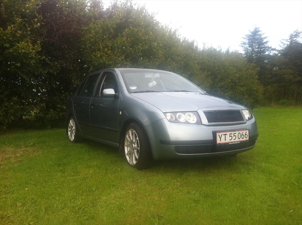 Skoda Fabia Sedan - Embelmfri front og angel eyes. billede 1