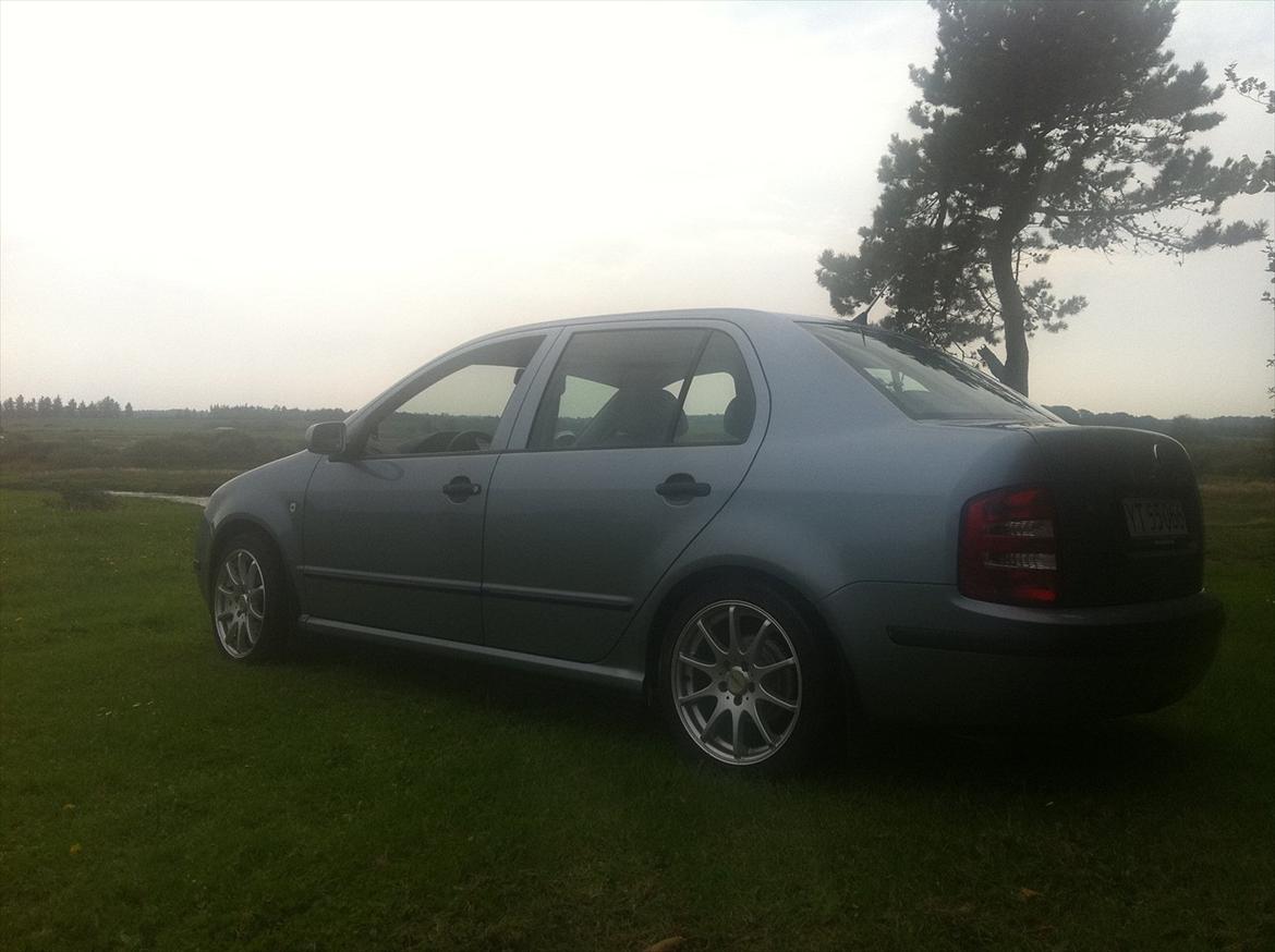 Skoda Fabia Sedan - Ny poleret.  billede 2