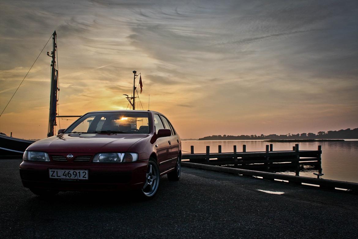 Nissan Almera 1,4 GX Twincam N15 billede 1