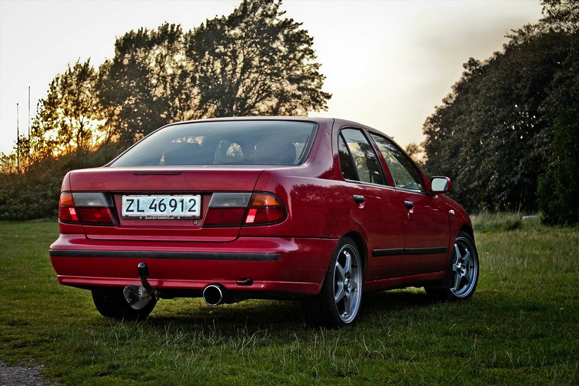 Nissan Almera 1,4 GX Twincam N15 billede 2