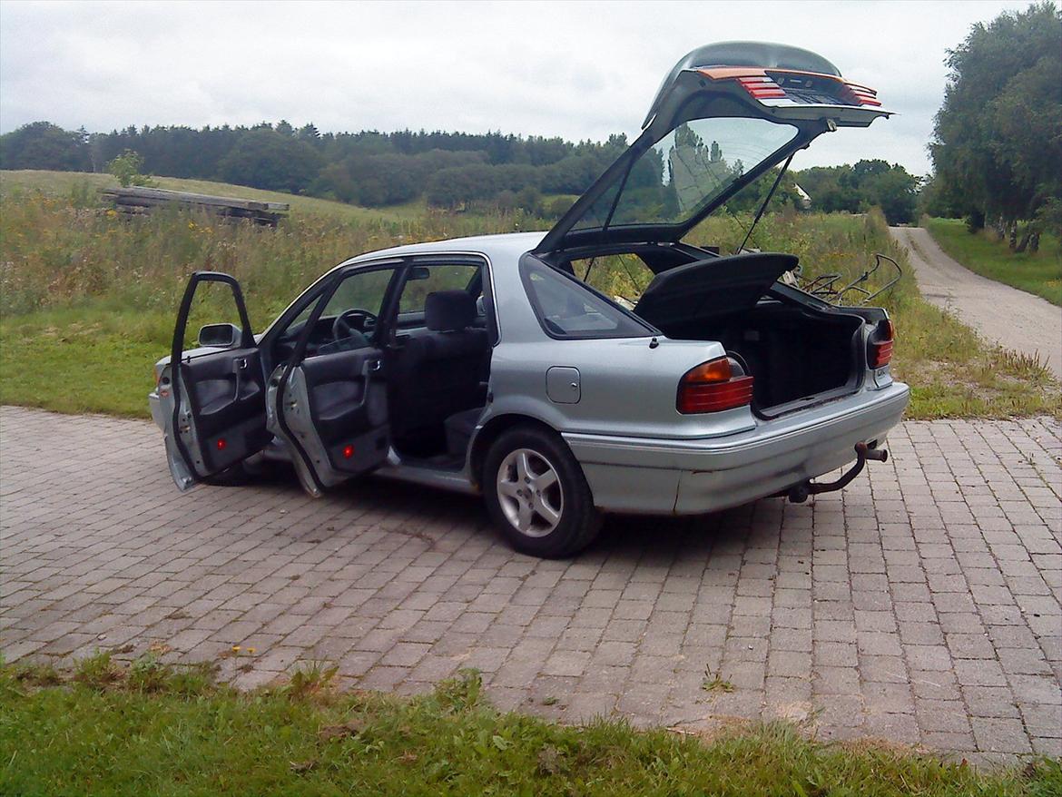 Mitsubishi galant billede 18