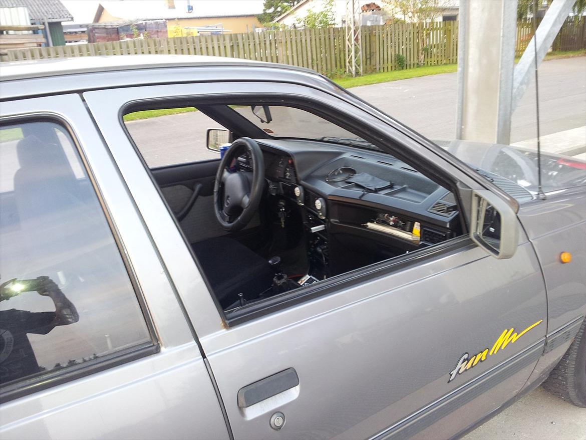 Opel Kadett E Sedan billede 5