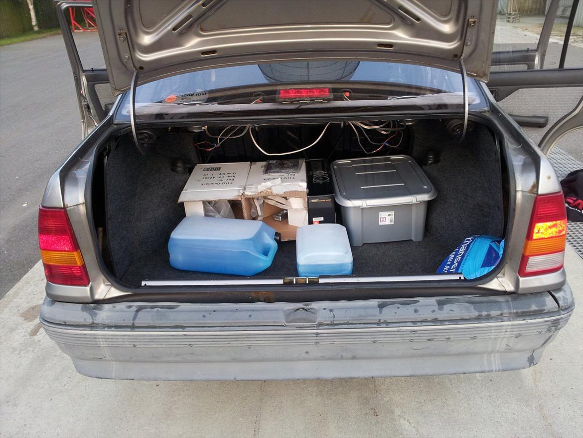 Opel Kadett E Sedan billede 13