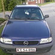 Opel Astra F
