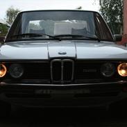 BMW 525 SOLGT...