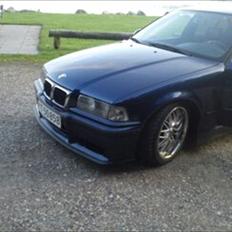 BMW e36 320