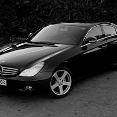 Mercedes Benz CLS 500