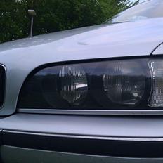 BMW E39 528i