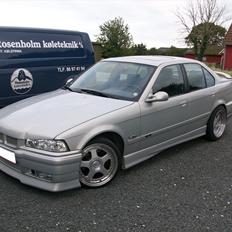 BMW 325i E36 SOLGT.