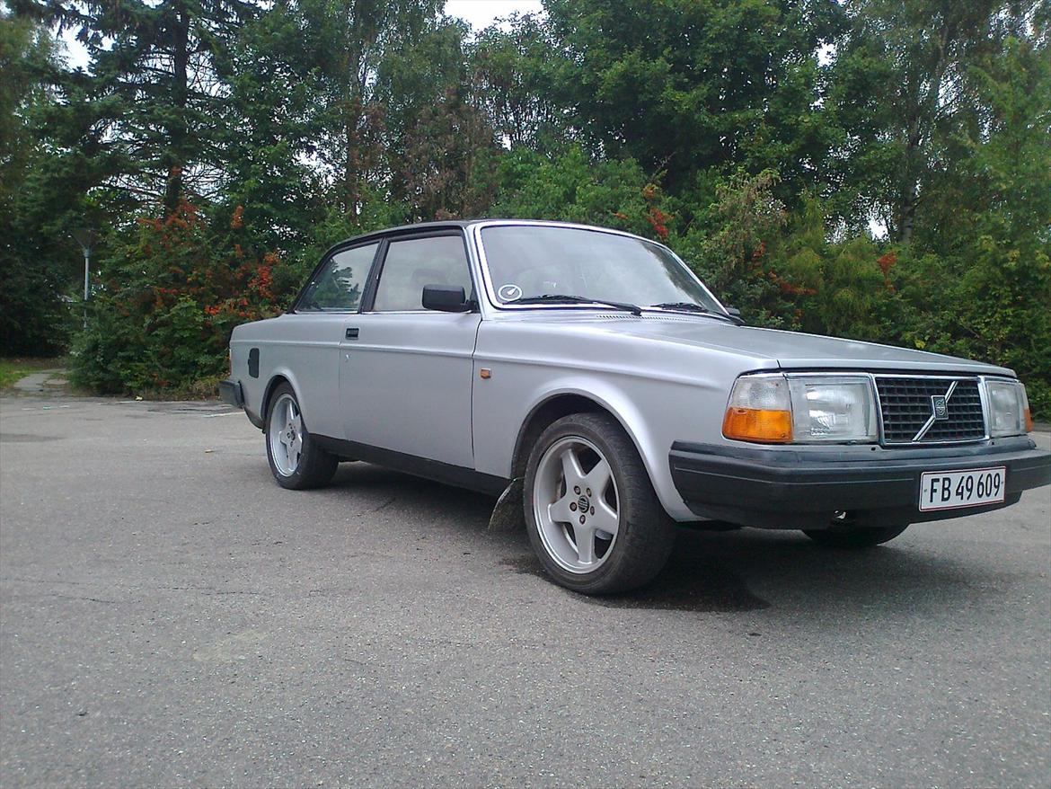 Volvo  242 billede 2