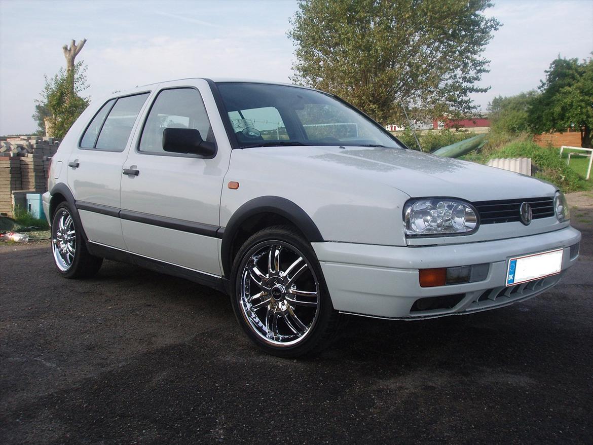 VW Golf 1.8 CL billede 12