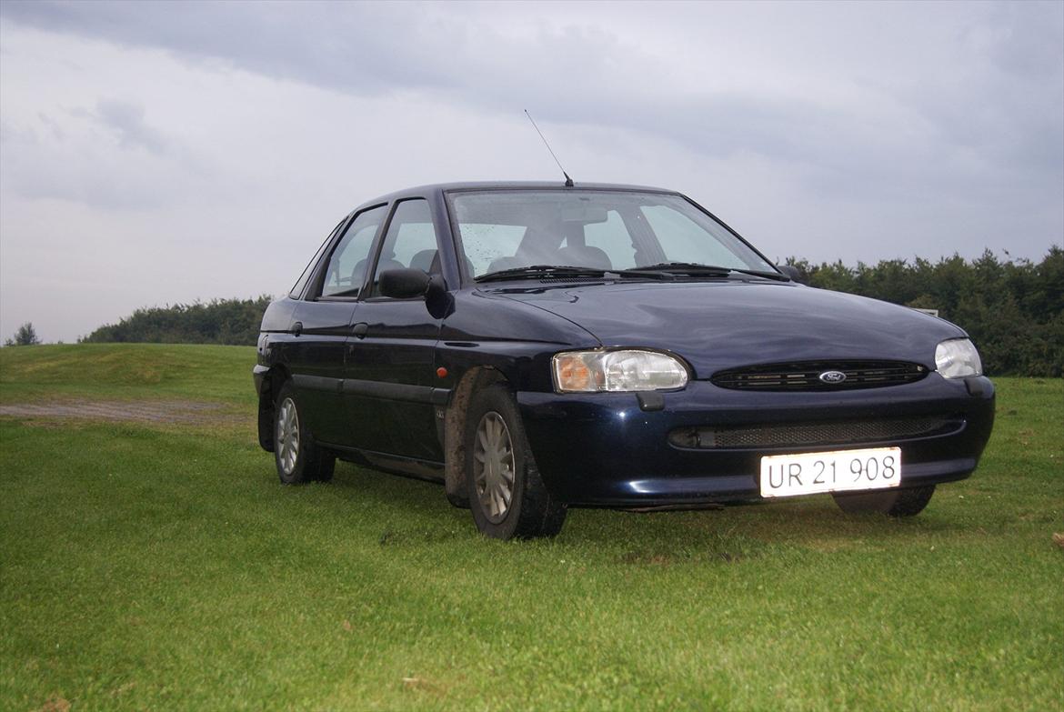Ford Escort Solgt billede 2