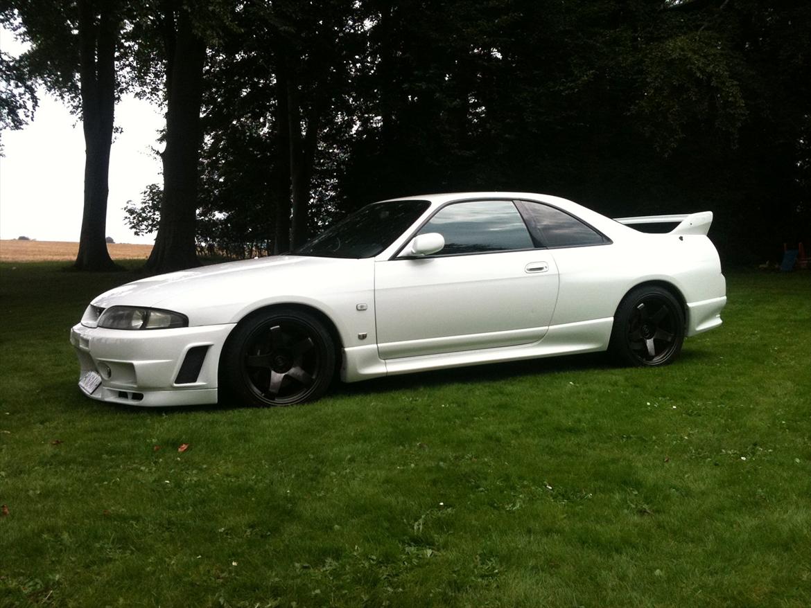 Nissan Skyline R33 GTR LHD "solgt" - Sådan som kom der fælge og en masse masse andet :P Jubiiii billede 1