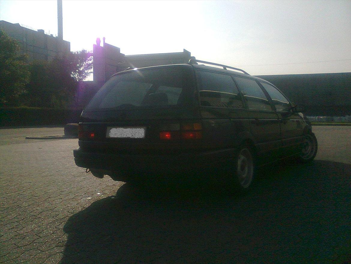 VW Passat GT Variant 1.9 TD(totalskadet) billede 2