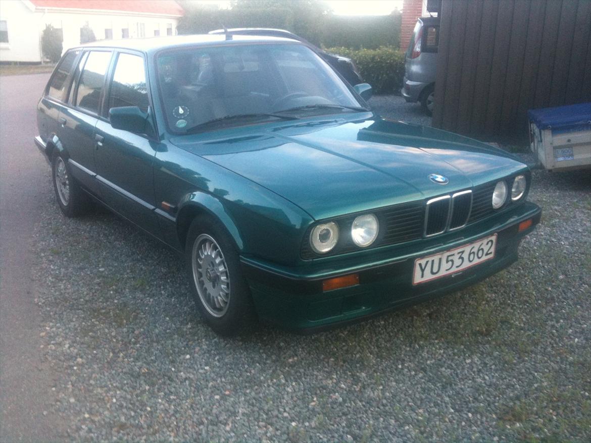 BMW 318i touring (solgt) - BMW 318i touring årgang 1991 billede 1